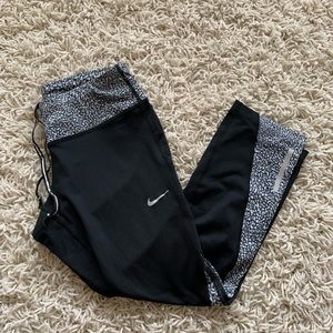 Nike leggings